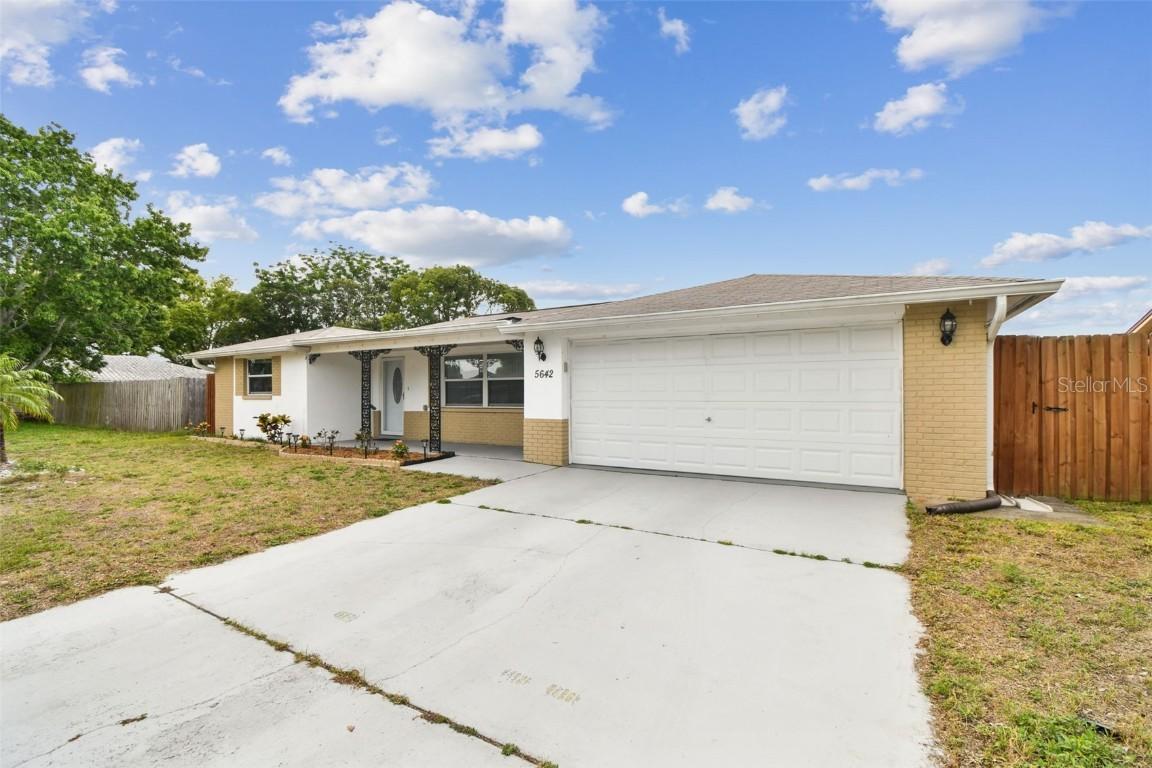 5642 Dove Dr., New Port Richey, FL 34652