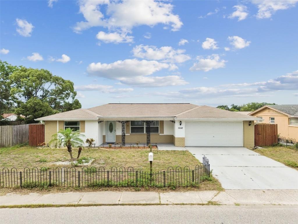 5642 Dove Dr., New Port Richey, FL 34652