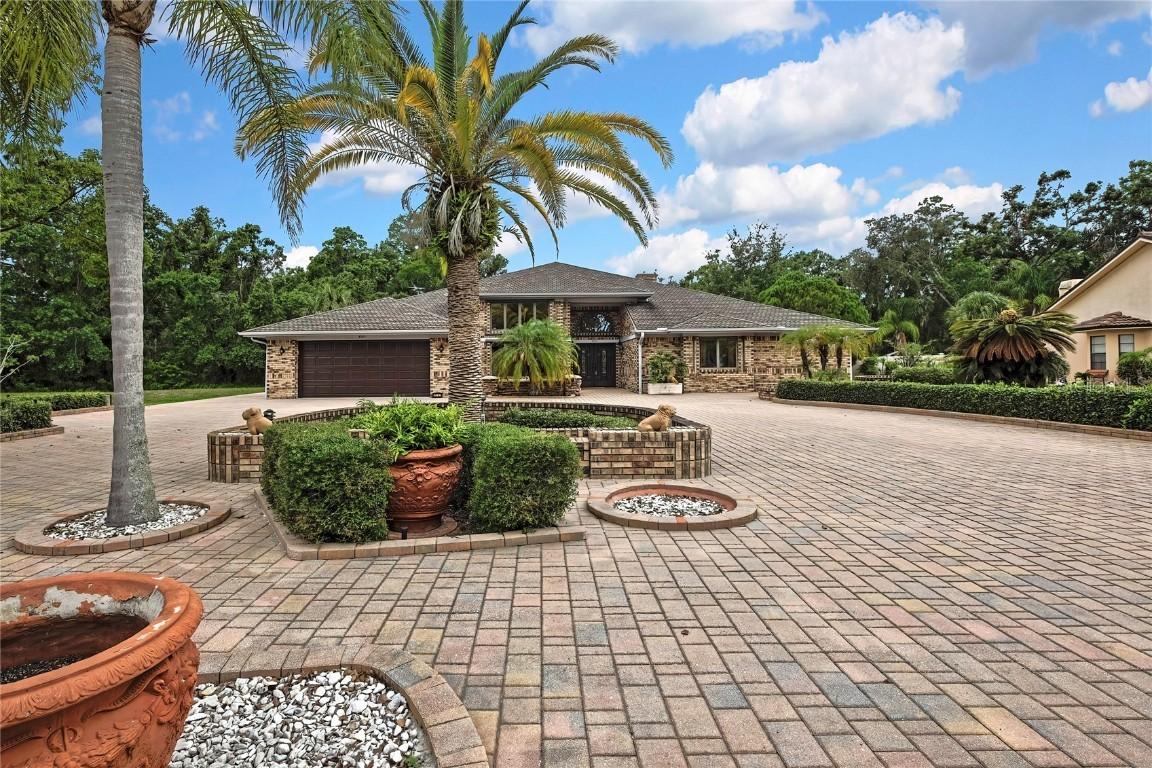 5747 Fieldspring Ave., New Port Richey, FL 34655