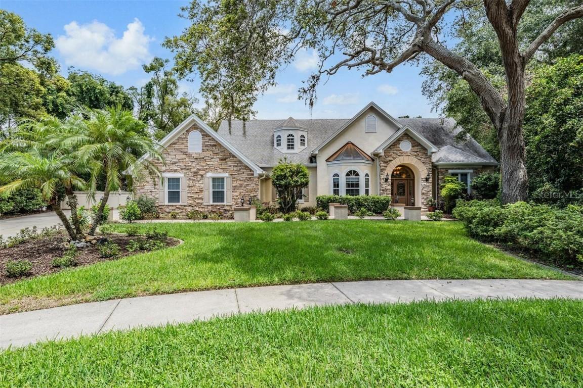 2880 Chelsea Pl., Clearwater, FL 33759