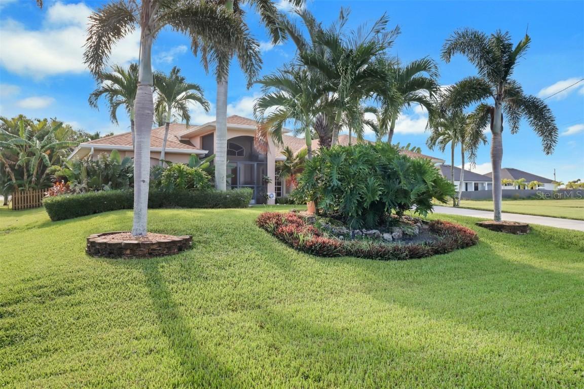 1505 NW 33rd Pl., Cape Coral, FL 33993