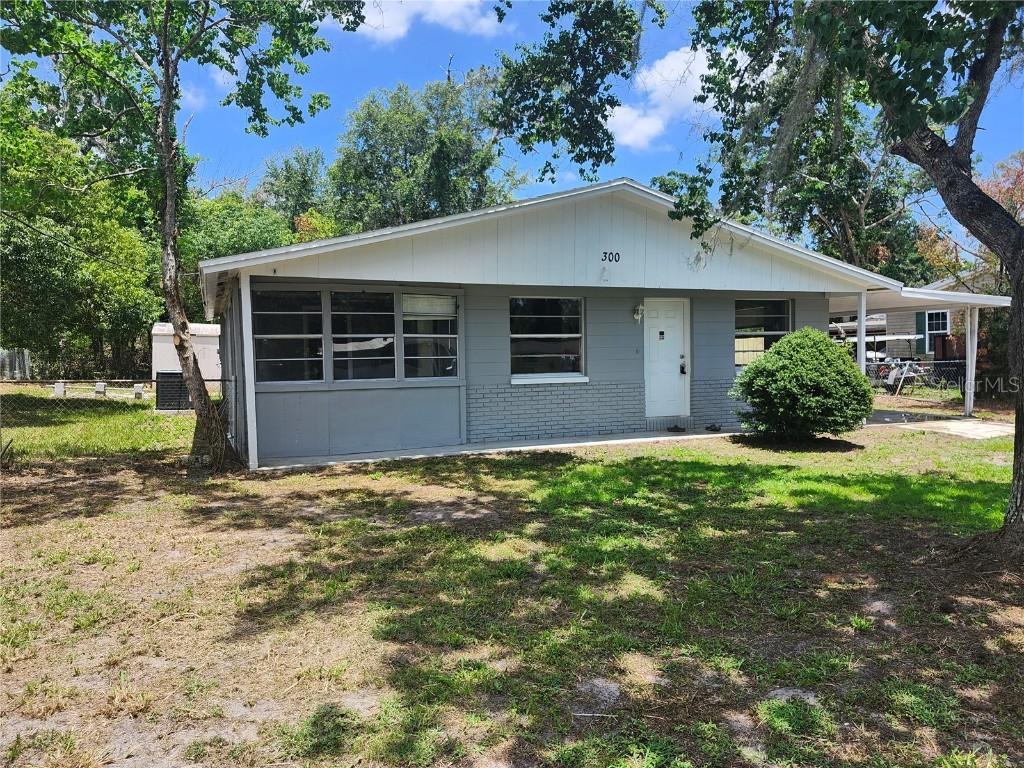 300 Midwood Dr., Plant City, FL 33566