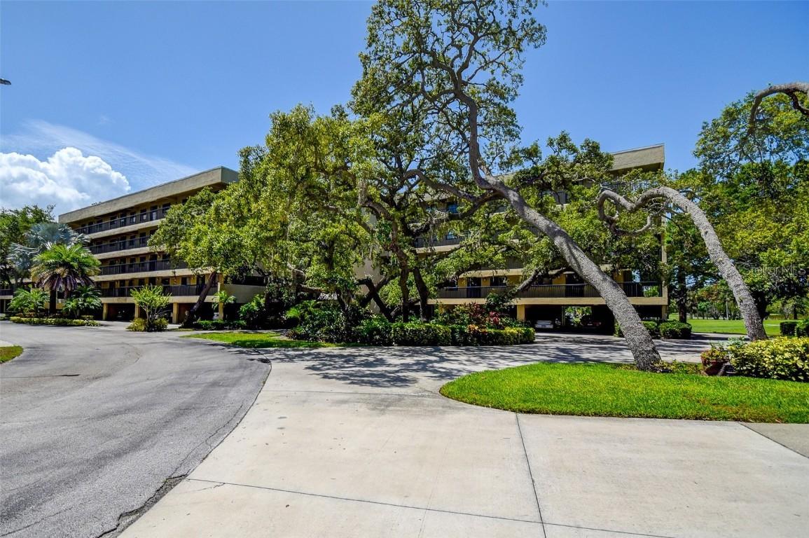 1934 Golfview Dr., Tarpon Springs, FL 34689