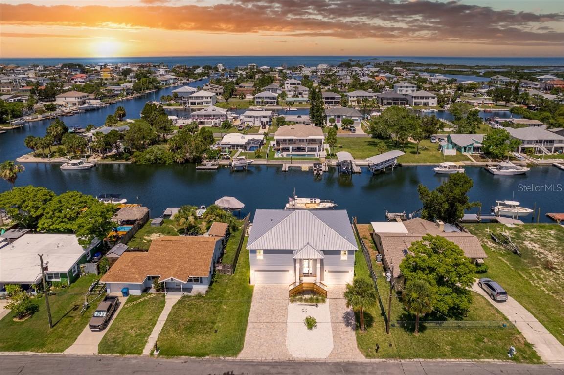 4469 Bahama Dr., Hernando Beach, FL 34607
