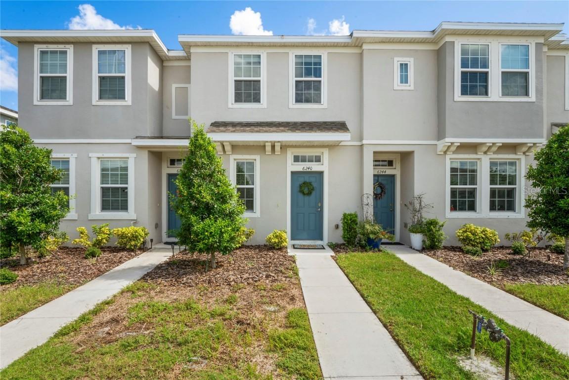 6240 Fairmont Ln., Palmetto, FL 34221
