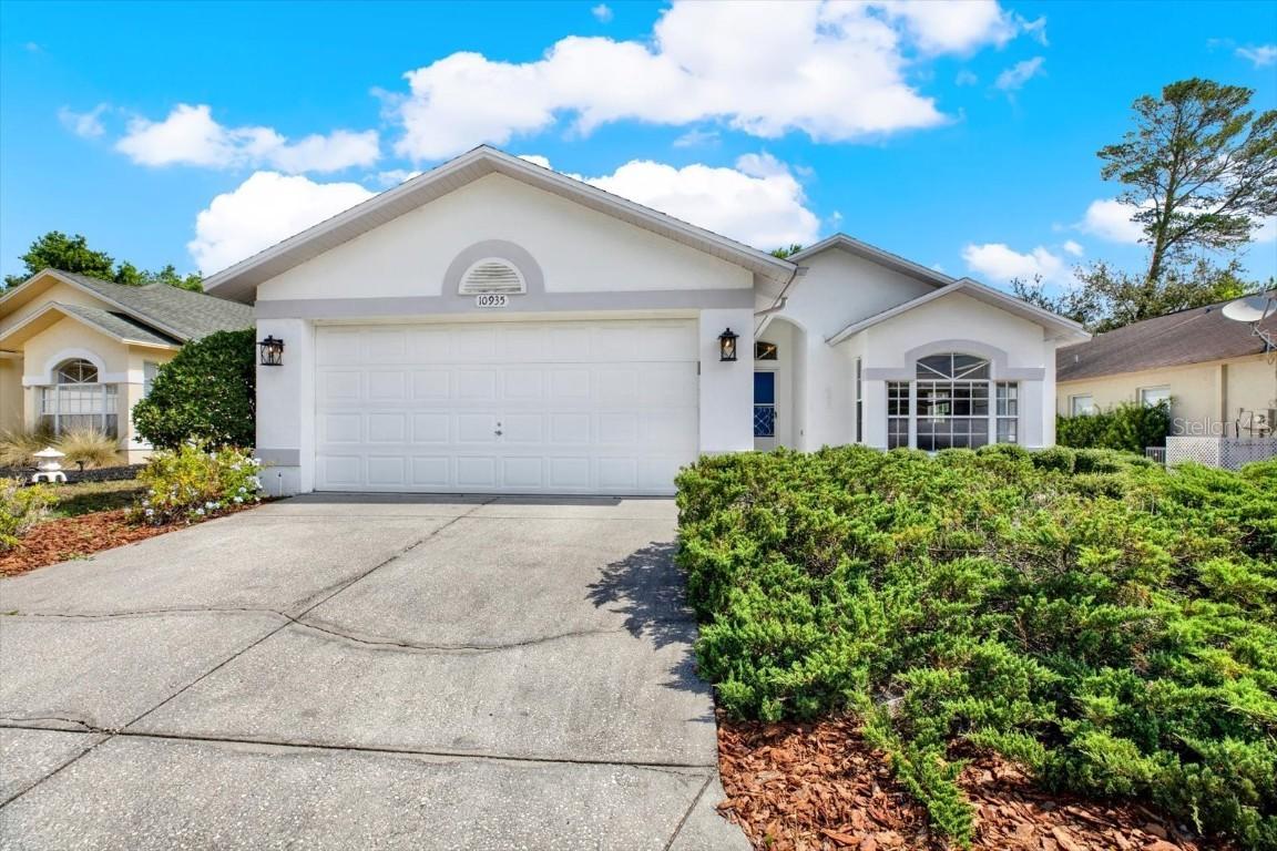 10935 New Brighton Ct., New Port Richey, FL 34654