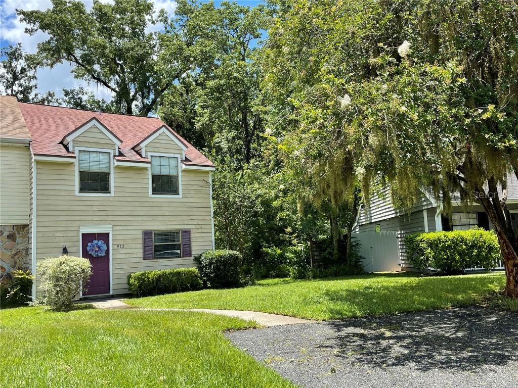 952 Coachlight Ln., Brooksville, FL 34601