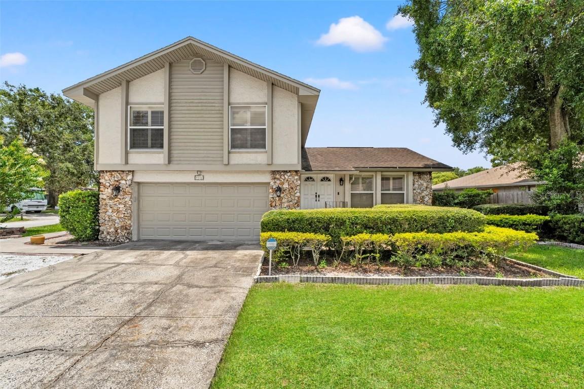 5502 Bluejay Ln., Tampa, FL 33625