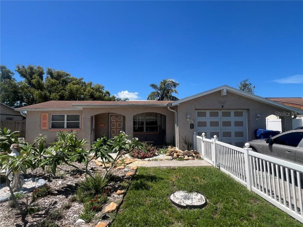 3238 Coldwell Dr., Holiday, FL 34691