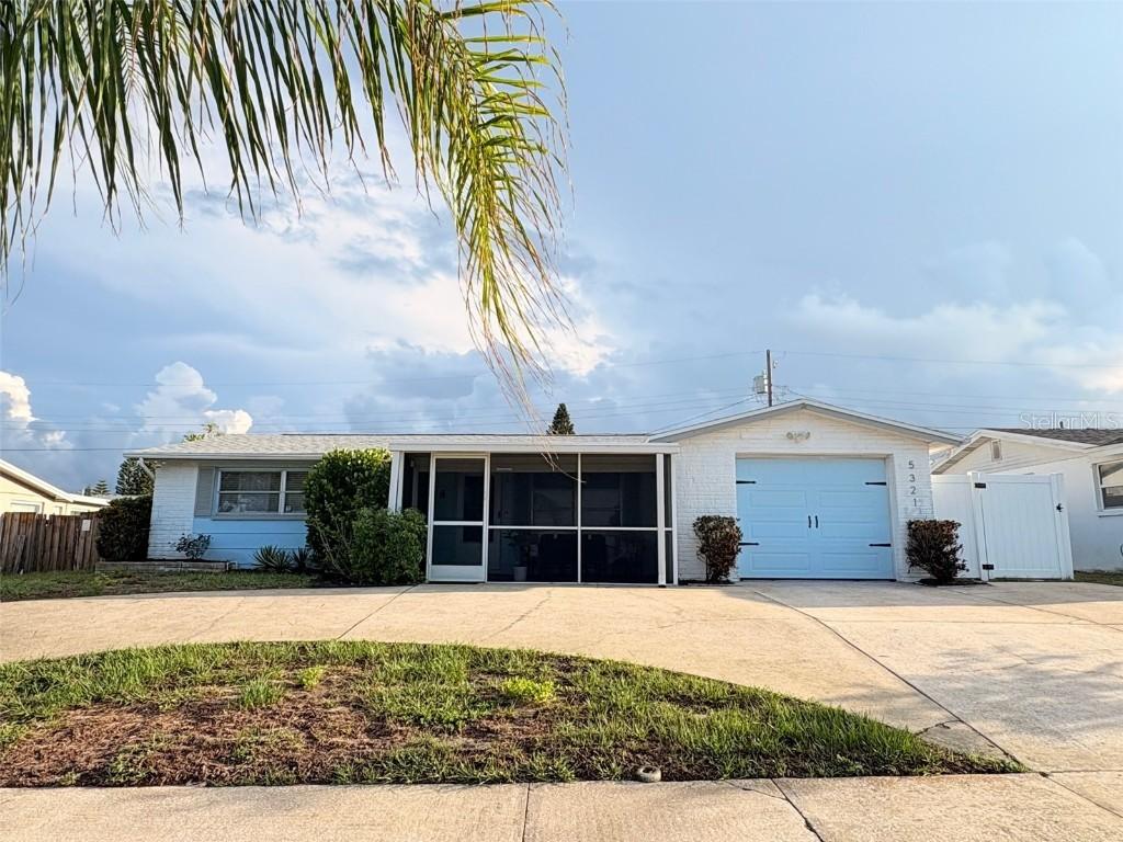 5321 Mosaic Dr., Holiday, FL 34690