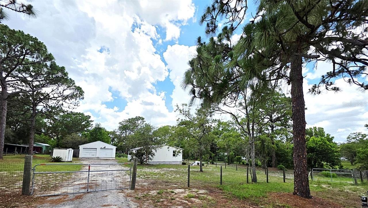 18315 Drayton St., Spring Hill, FL 34610