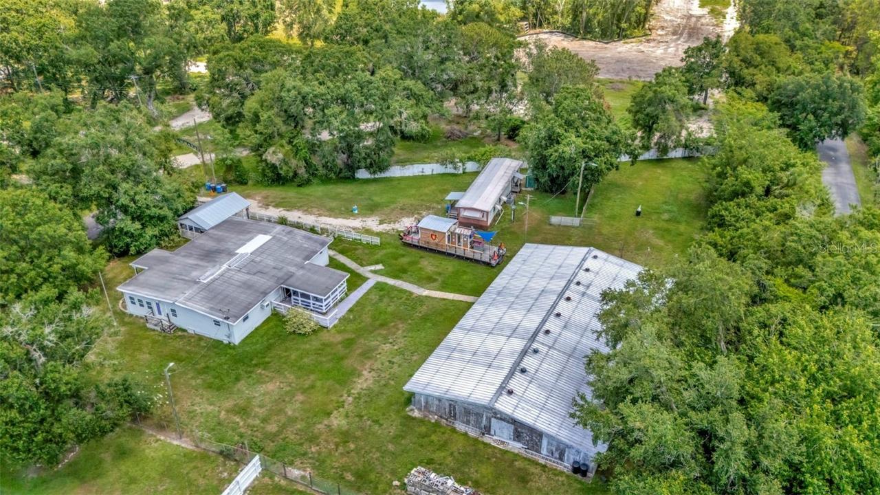 8001 N Meadowview Cir., Tampa, FL 33625