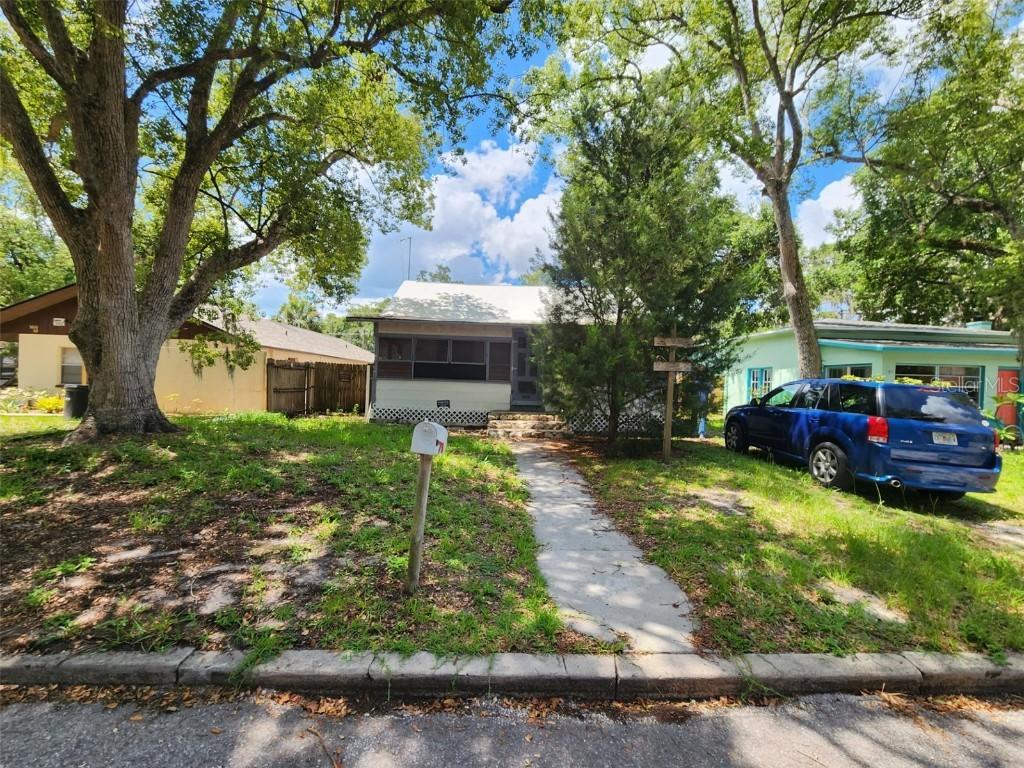 5748 Montana Ave., New Port Richey, FL 34652