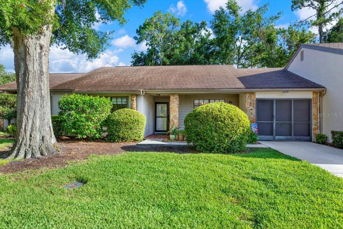 6654 Brambleleaf Dr., Spring Hill, FL 34606