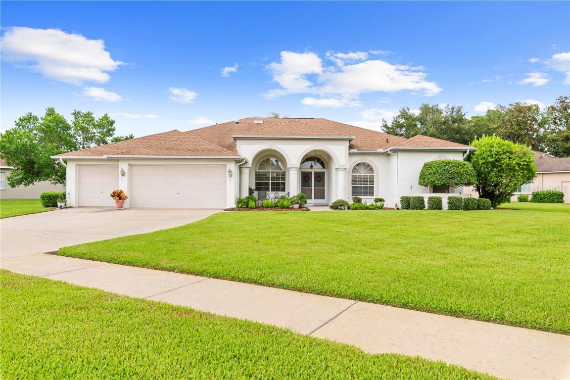 5279 Secretariat Run, Spring Hill, FL 34609