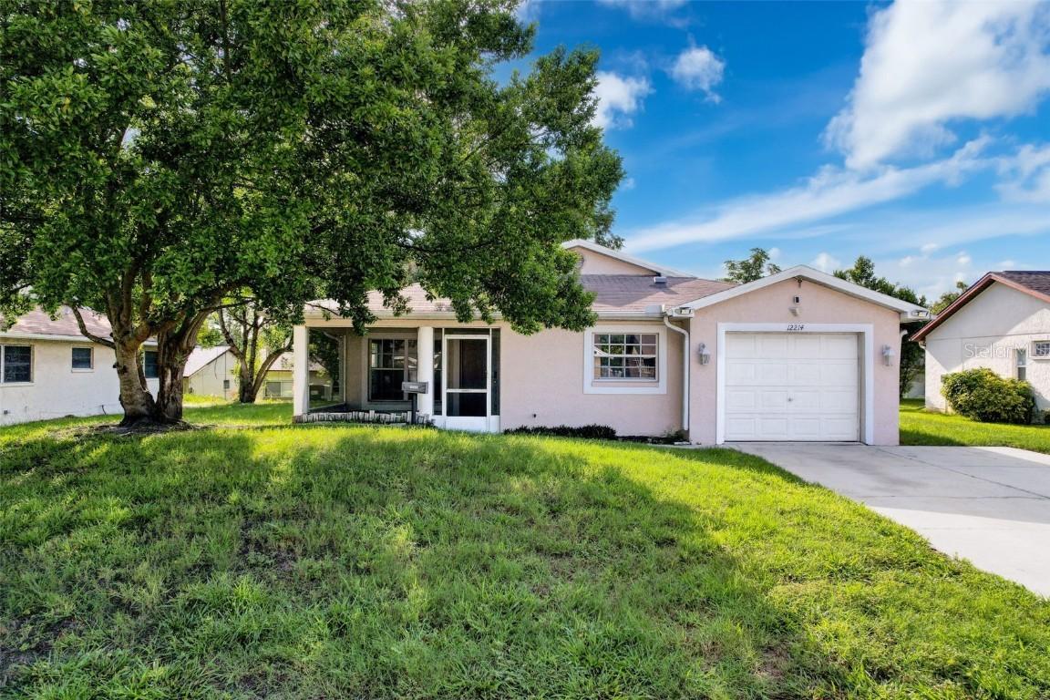 12214 Partridge Hill Row, Hudson, FL 34667