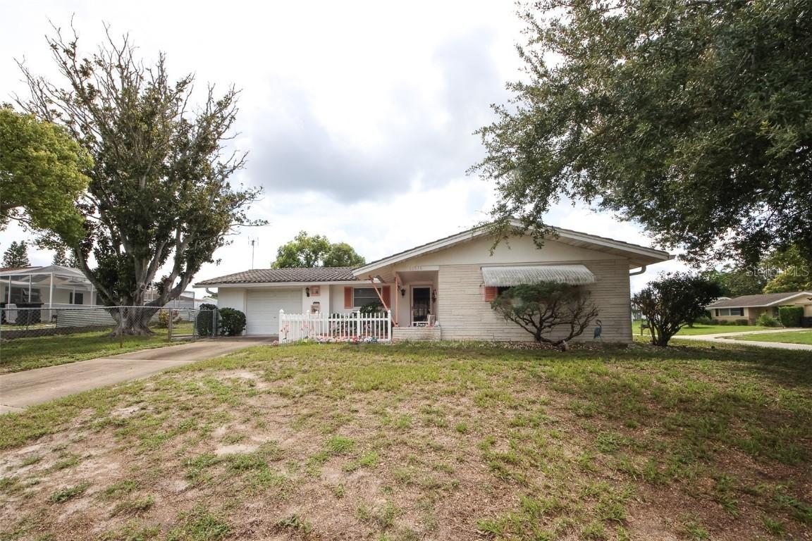 10638 Oak Hill Dr., Port Richey, FL 34668