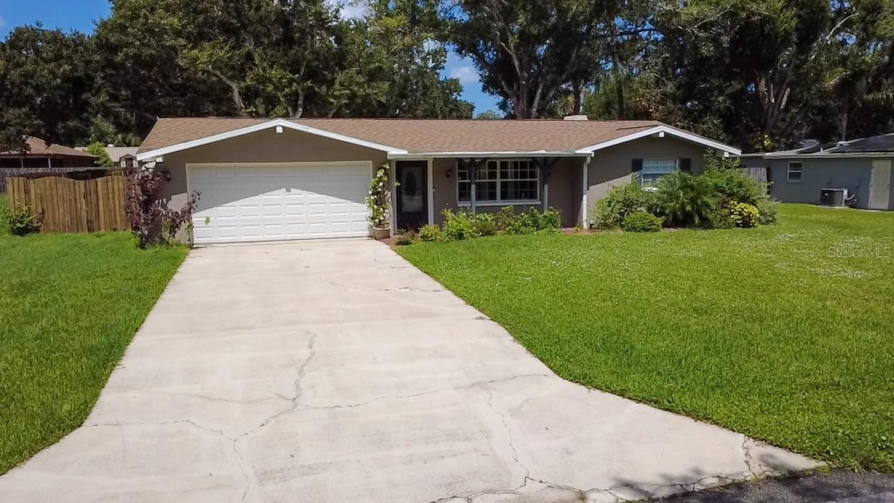 3809 Saint Augustine Pl., Land O Lakes, FL 34639