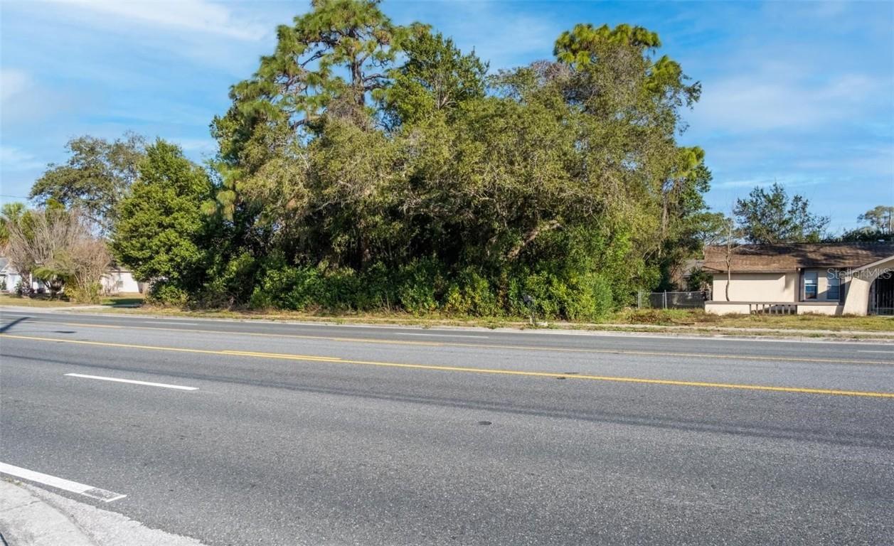 9449 Spring Hill Dr., Spring Hill, FL 34608