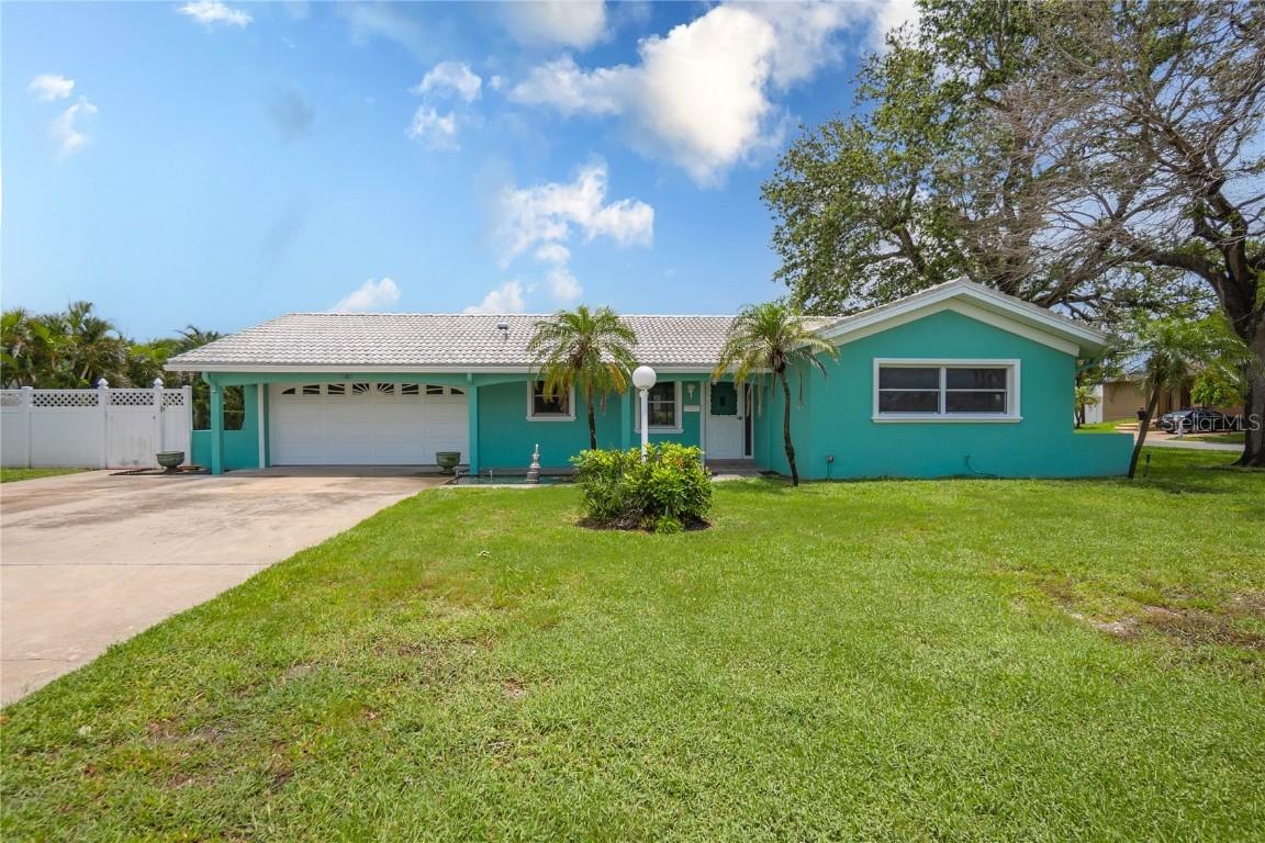 505 Capri Blvd., Treasure Island, FL 33706