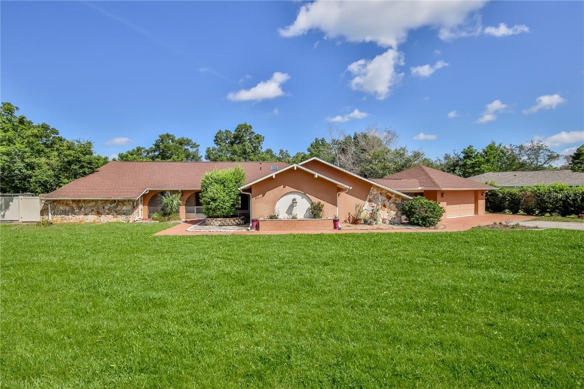 8217 Chaucer Dr., Weeki Wachee, FL 34607