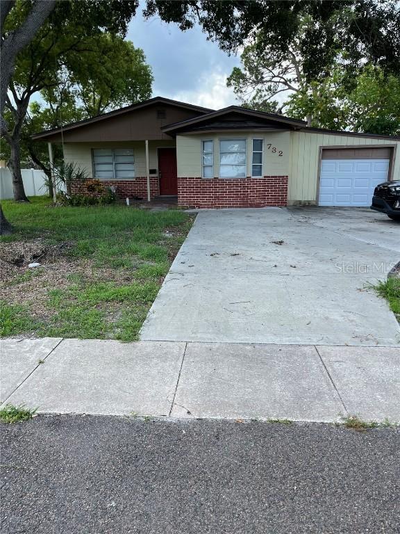 732 62nd Ave., St Petersburg, FL 33702