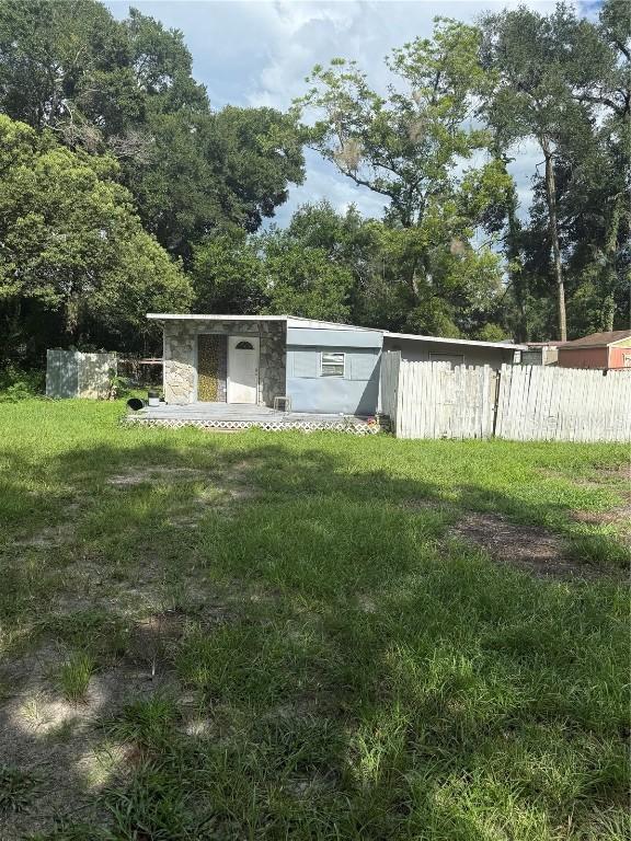 506 Roosevelt Ave., Masaryktown, FL 34604