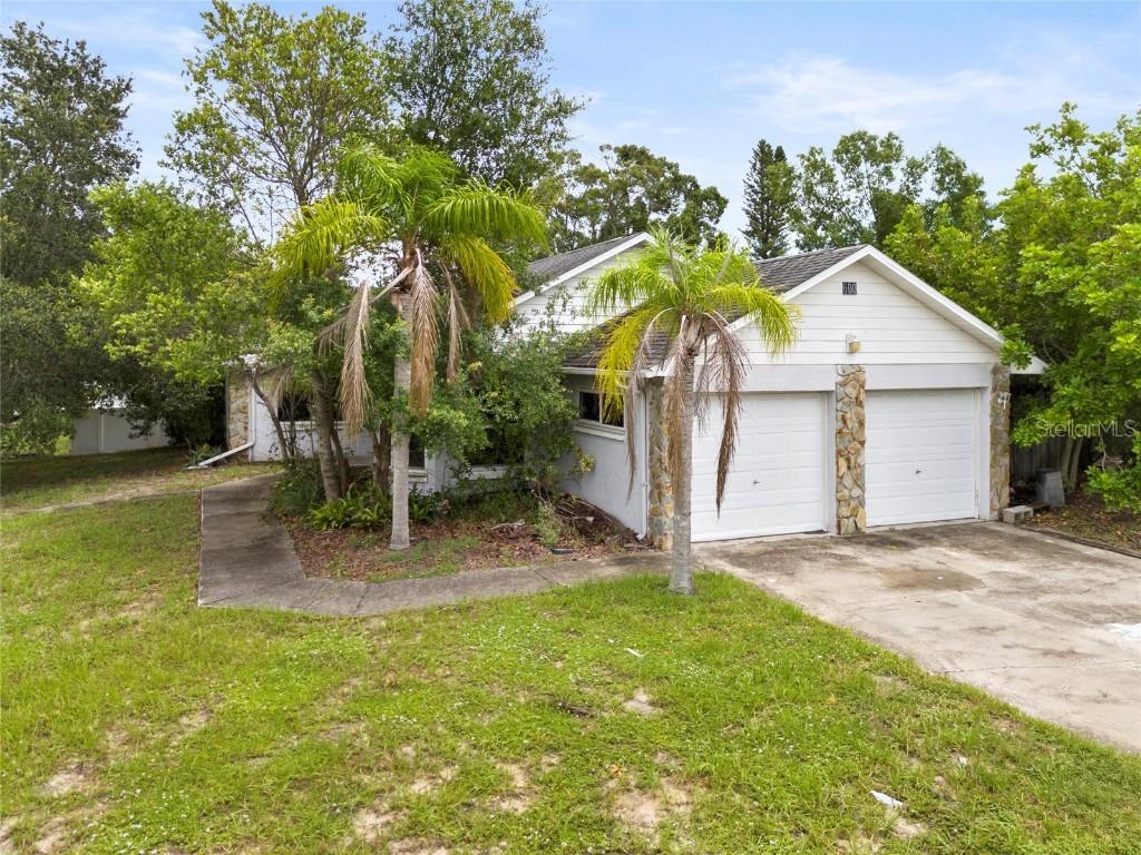 600 Ivey Ln., Tarpon Springs, FL 34689