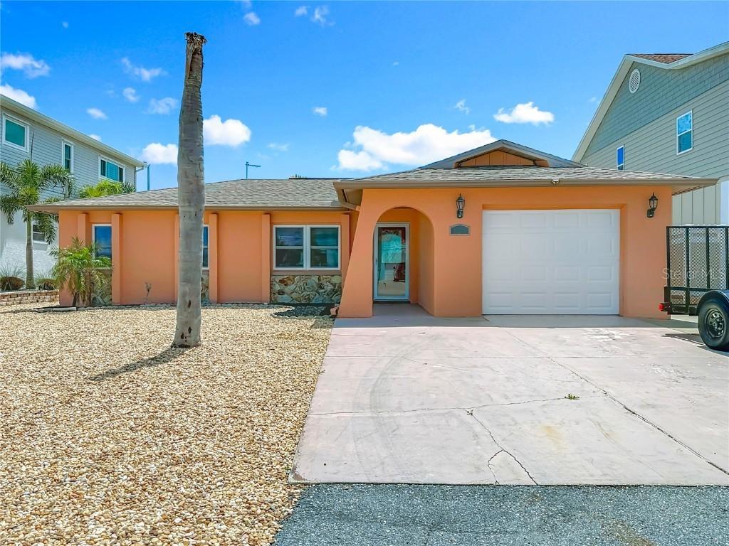 13816 Victor Ave., Hudson, FL 34667