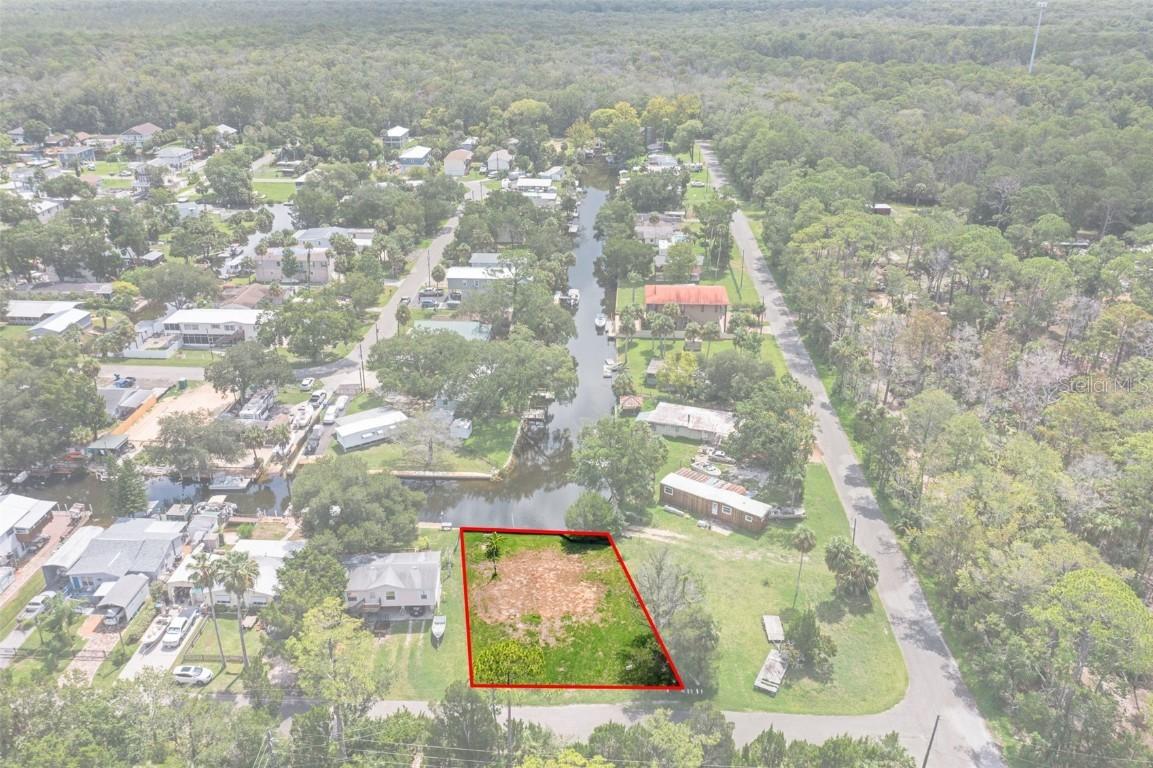 5981 Colony Cir., Weeki Wachee, FL 34607