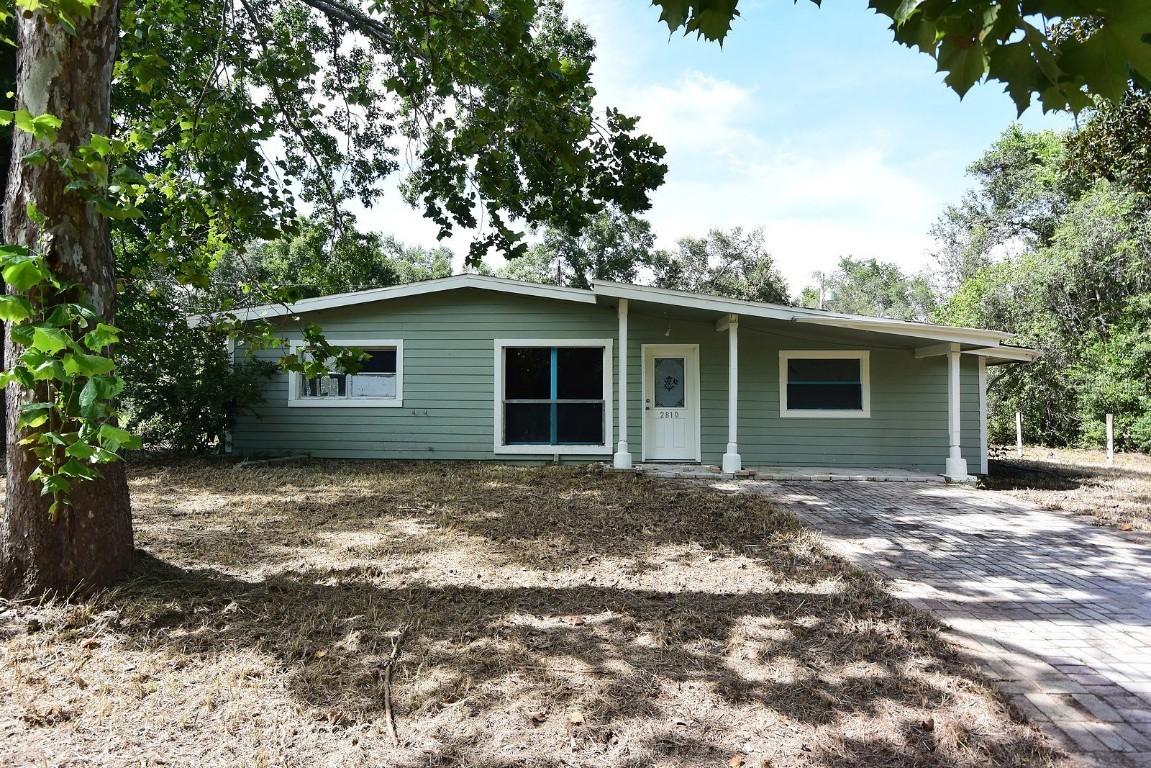 2810 W Van Buren St., Inverness, FL 34453
