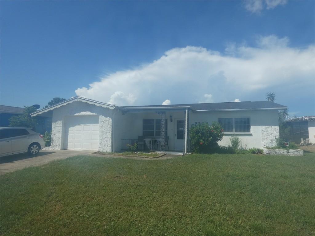9709 Lakeside Ln., Port Richey, FL 34668