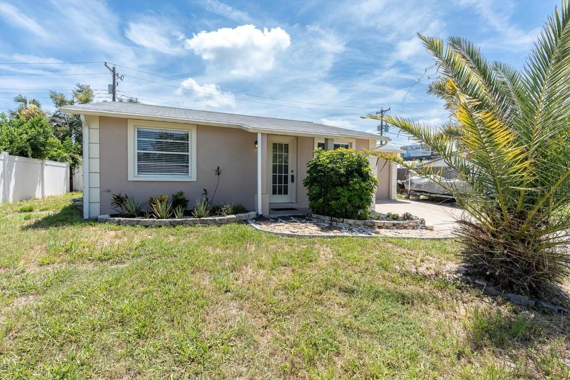 4526 Annette St., New Port Richey, FL 34652