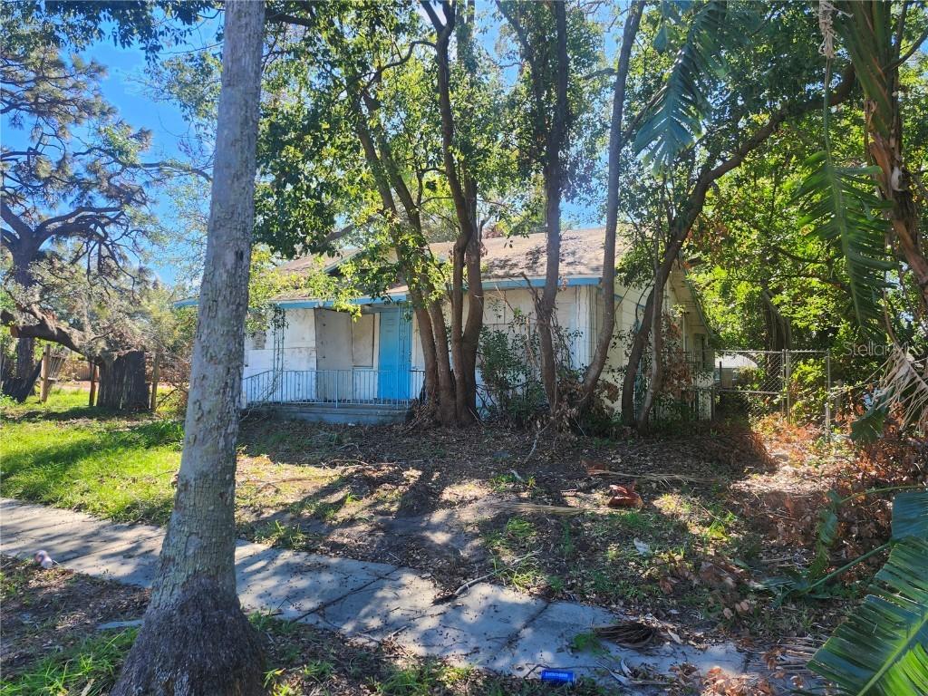 4810 13th Ave., St Petersburg, FL 33711