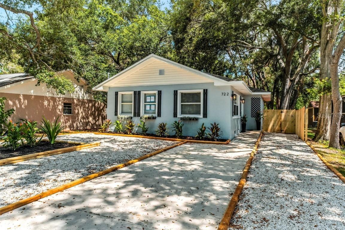 722 16th Ave., Largo, FL 33770