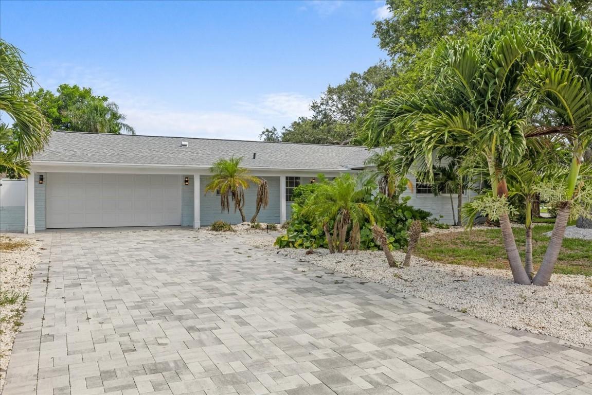 10001 S Yacht Club Dr., Treasure Island, FL 33706