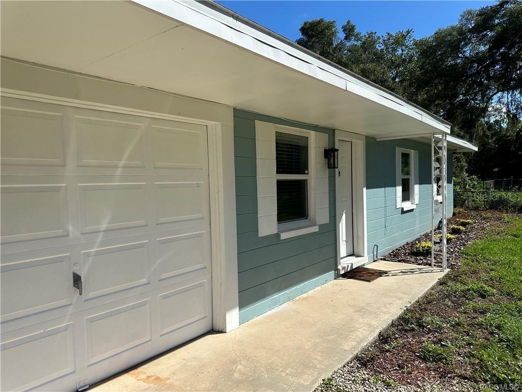 10765 W Spring Cir., Crystal River, FL 34428