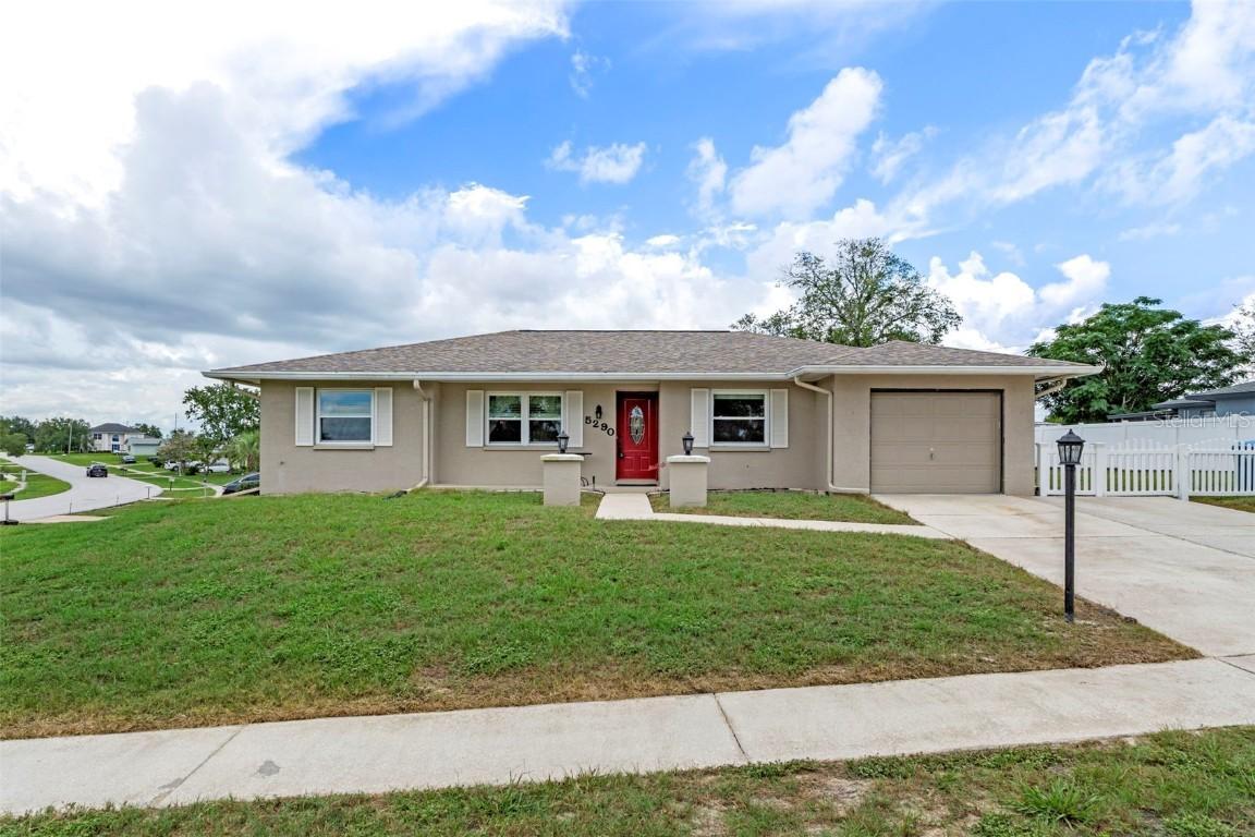 5290 Gwen Ln., Spring Hill, FL 34609