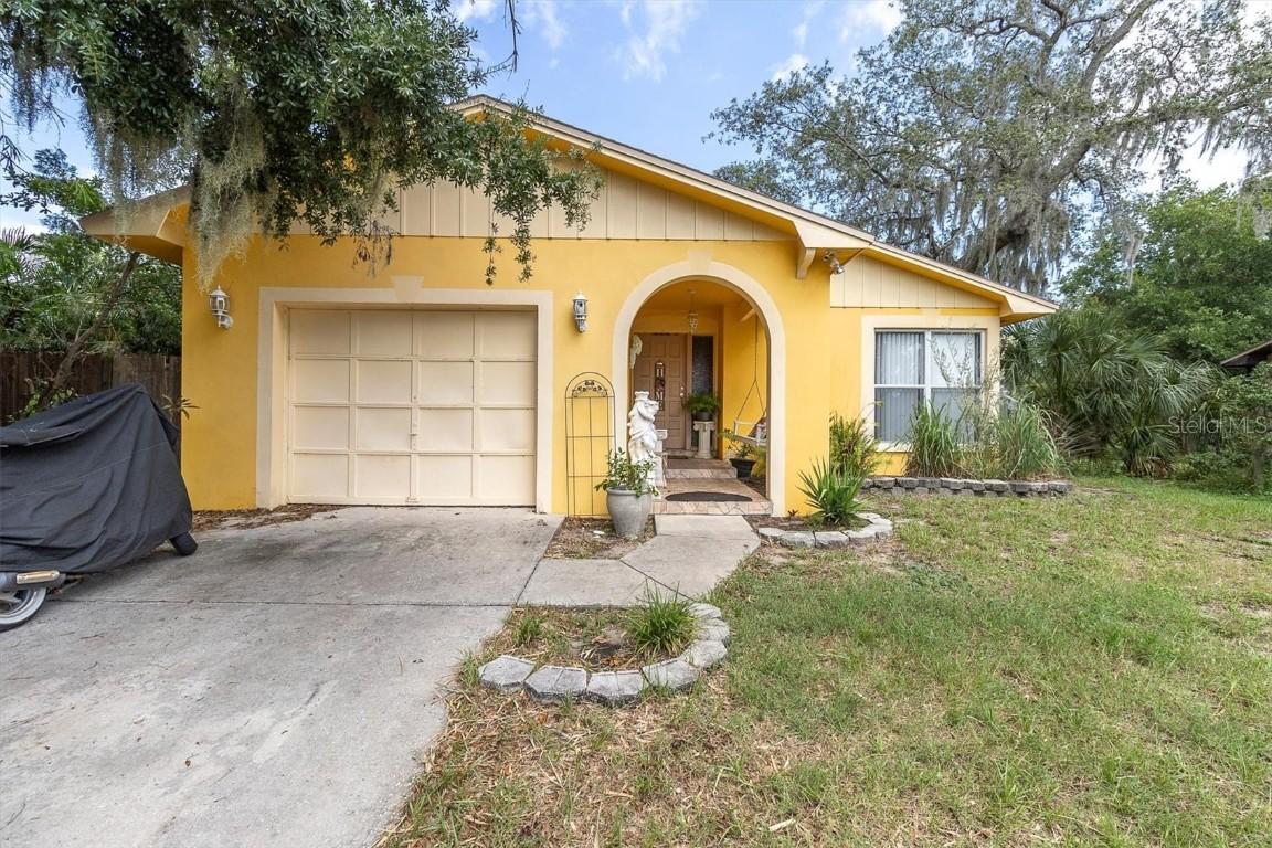 311 Bay St., Tarpon Springs, FL 34689
