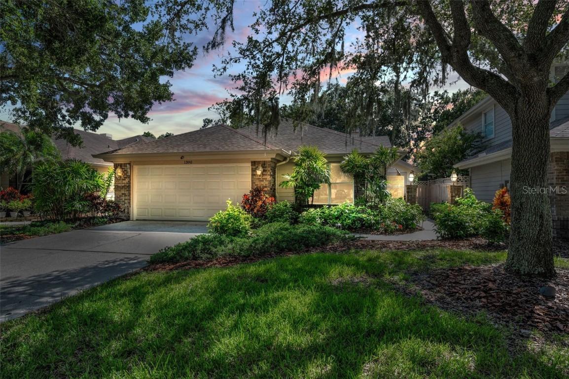 1390 River Oaks Ct., Oldsmar, FL 34677