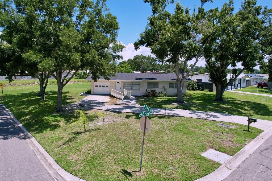 4201 63rd St., Kenneth City, FL 33709