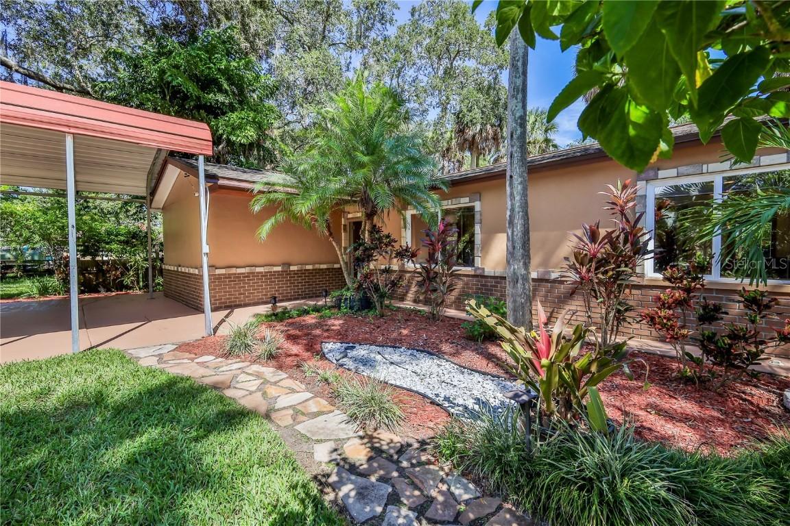 5989 Palm Creek Dr., Weeki Wachee, FL 34607