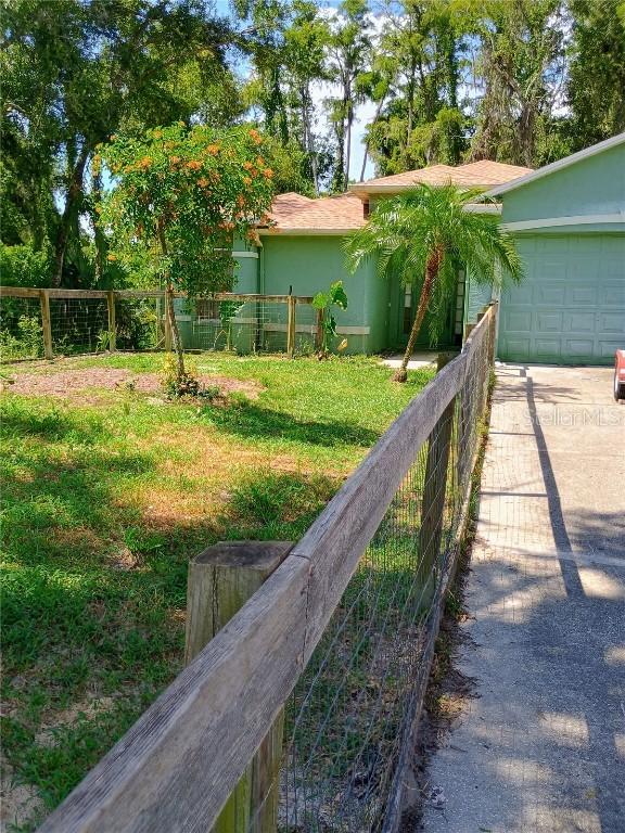 8977 Lake Dr., New Port Richey, FL 34654