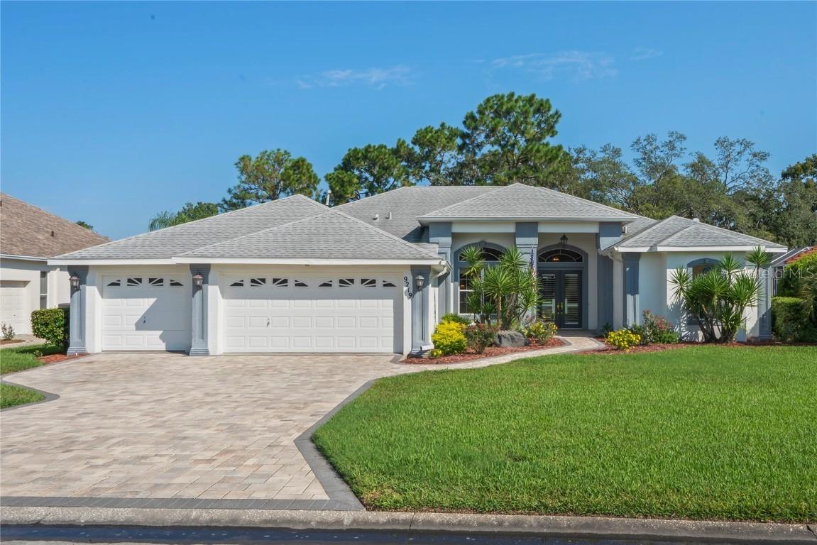 9219 Grand Cypress Dr., Weeki Wachee, FL 34613