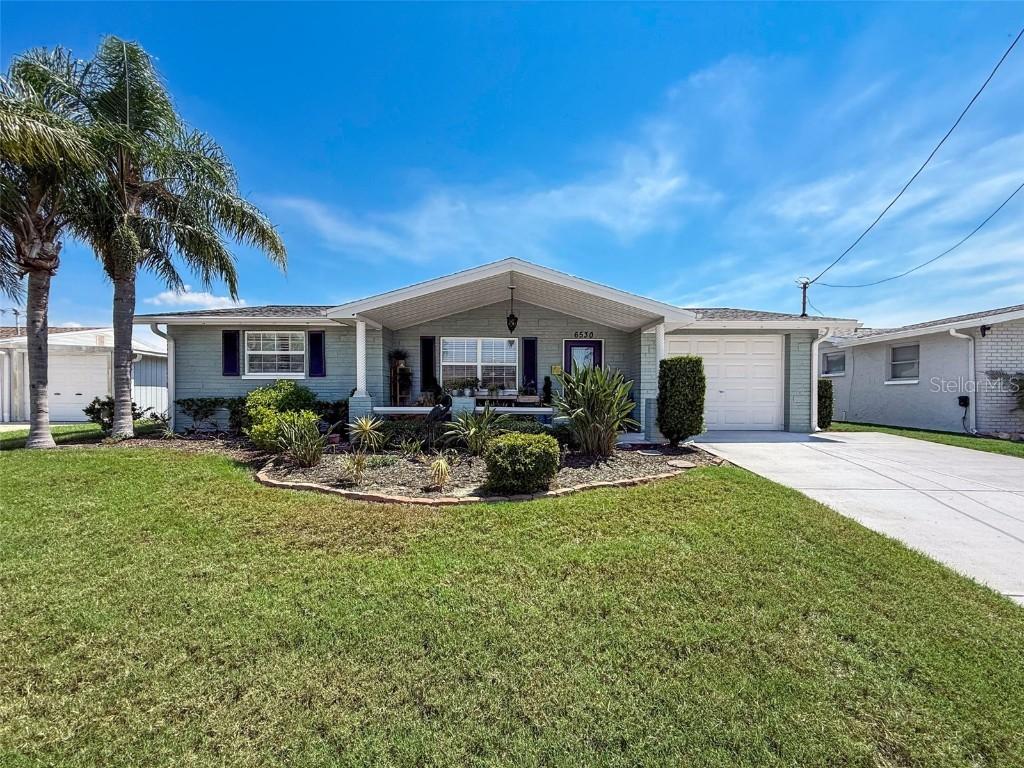 6530 Leeside Isle, Hudson, FL 34667