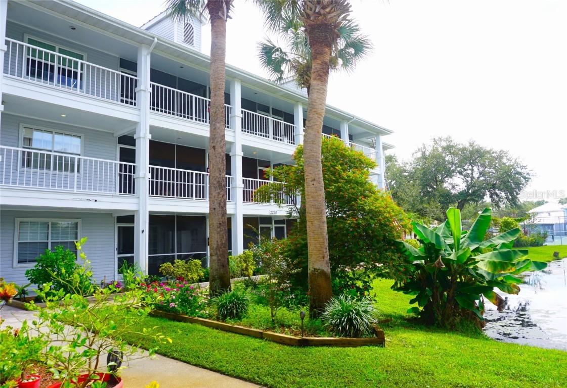 2210 Vista Del Sol Cir. #520, Lutz, FL 33558