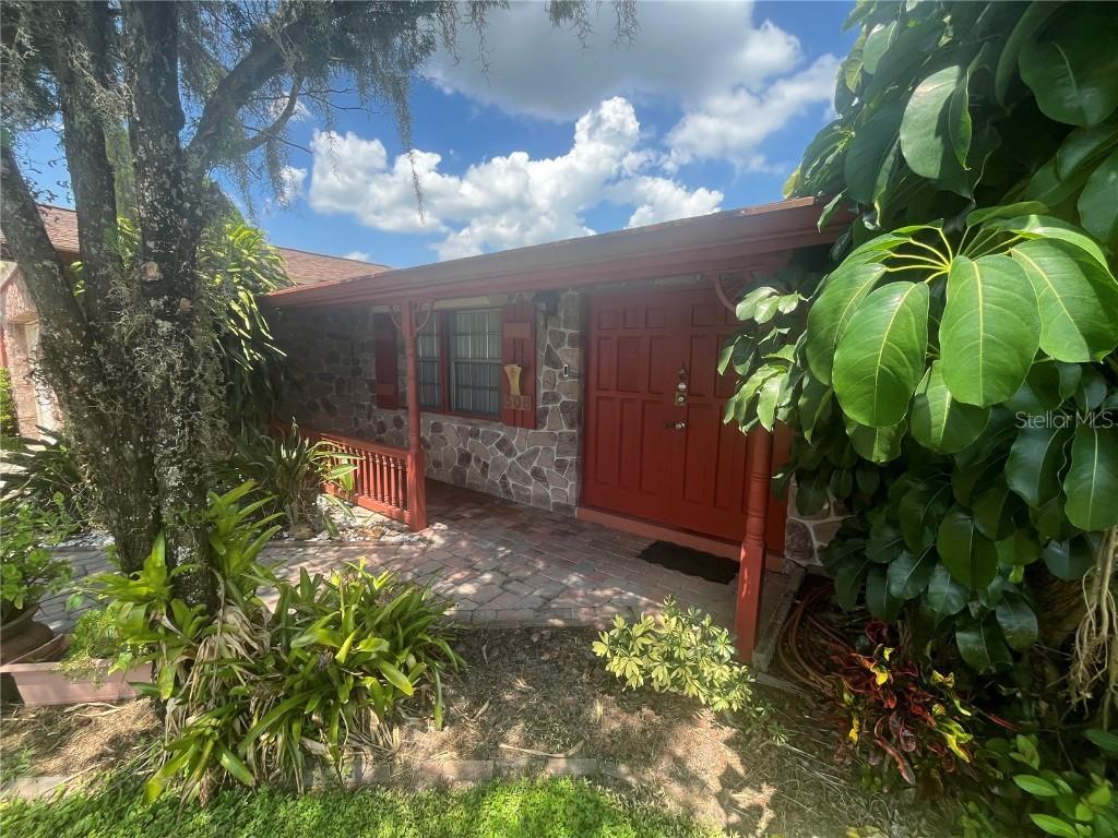 506 Gay Rd., Seffner, FL 33584