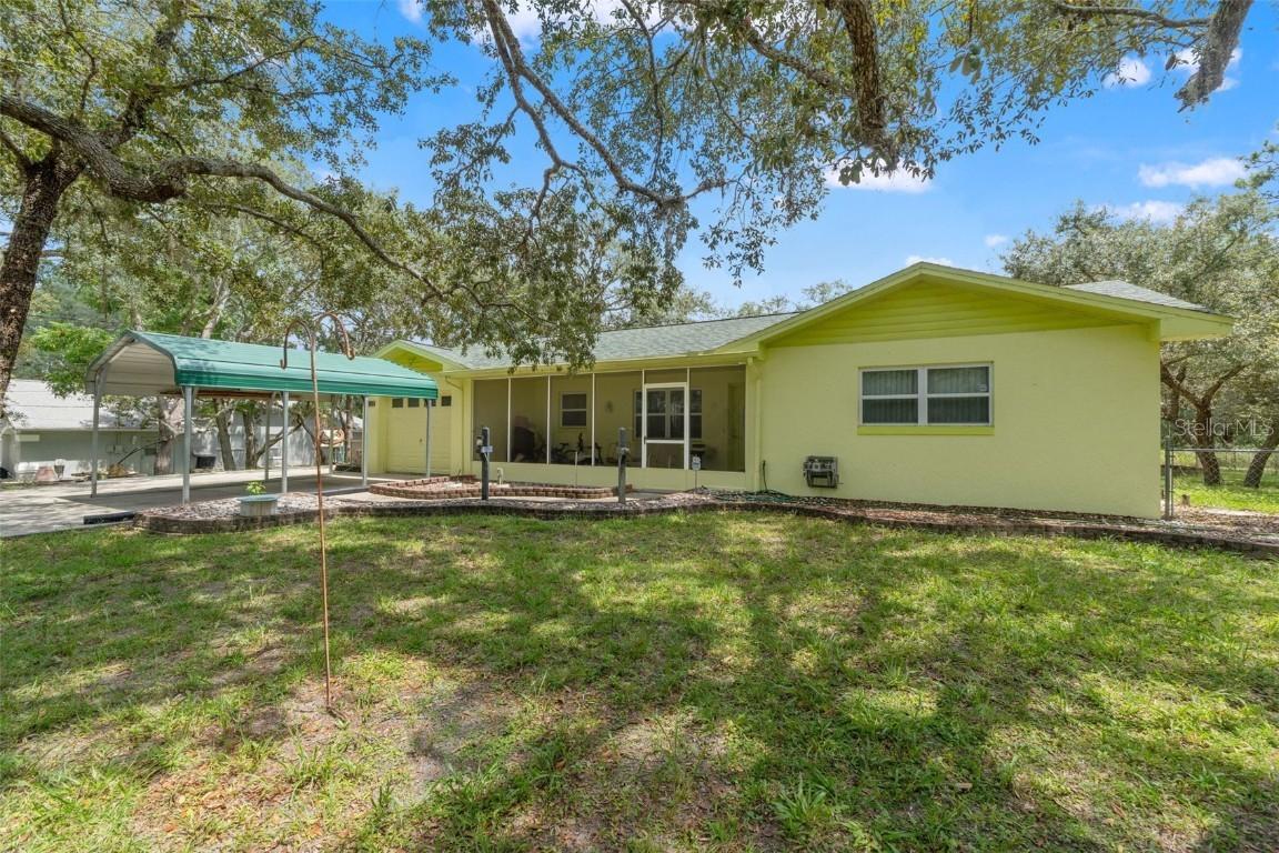 9116 Manetta Rd., Weeki Wachee, FL 34613