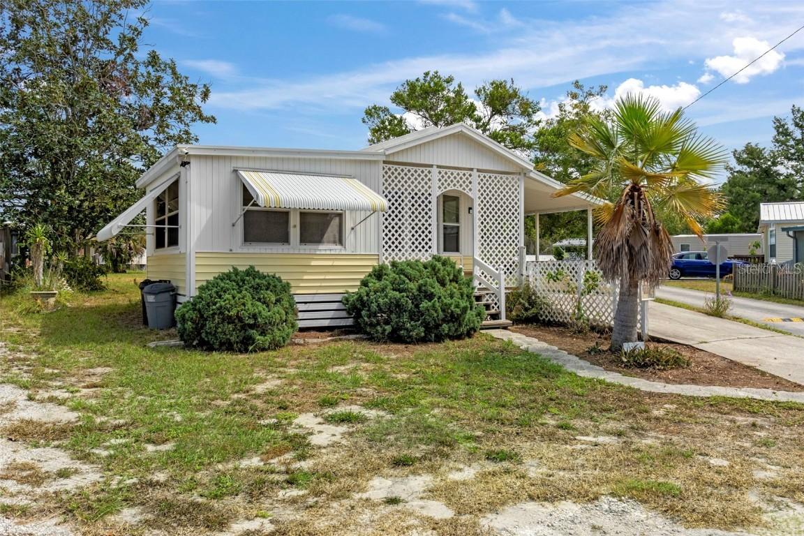 9309 Stingray Dr., Weeki Wachee, FL 34613