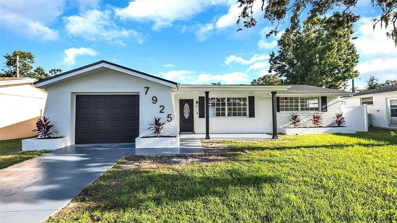 7925 Foxwood Dr., New Port Richey, FL 34653
